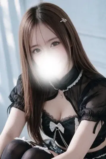 芹沢美凪