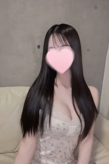 ゆりな