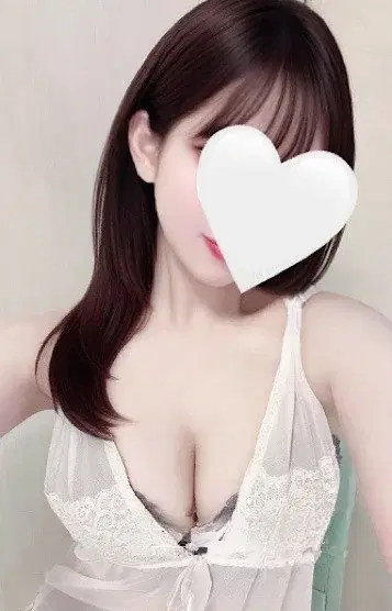 東雲 玲奈