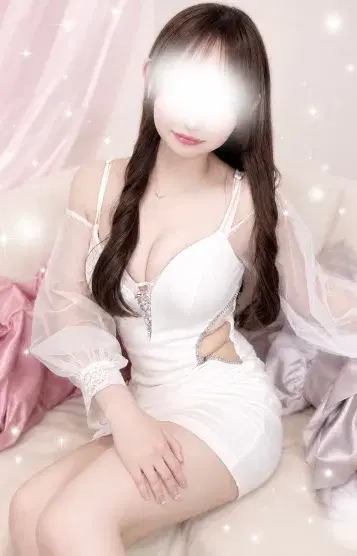 美波れいら