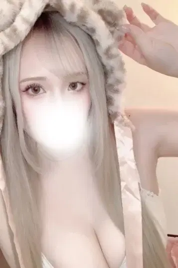 ももあ