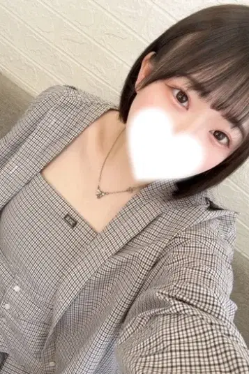 瀬奈ゆゆ