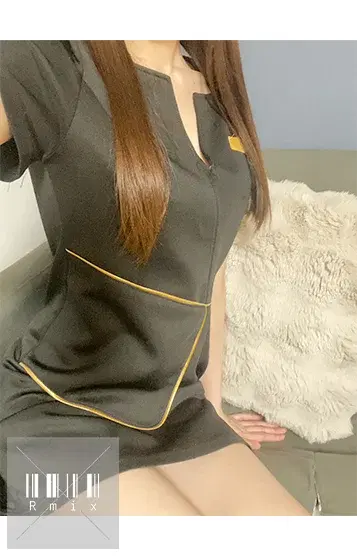 天野ひな