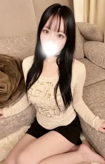 三神ゆうは