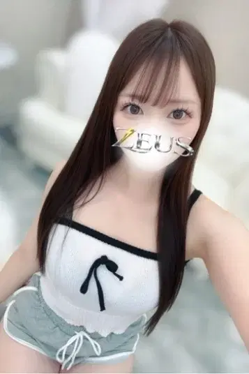 日向ゆうは