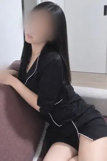 沢尻れみ