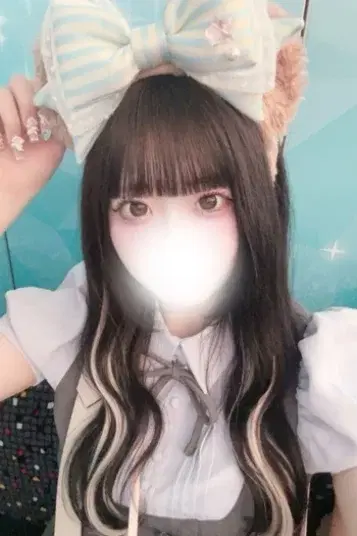 白桃らむ