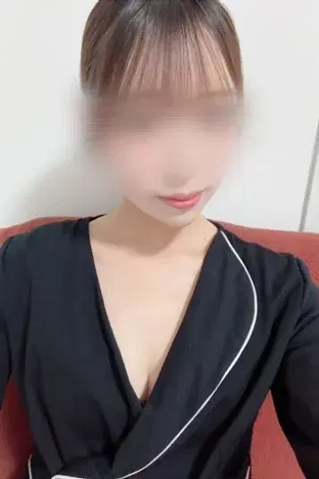 白川ゆな