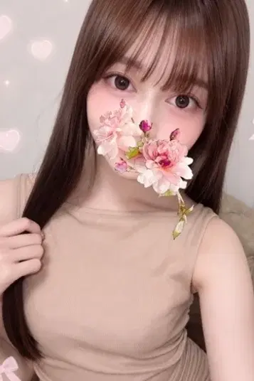 高梨かなで