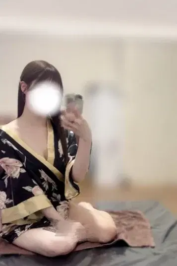 みい