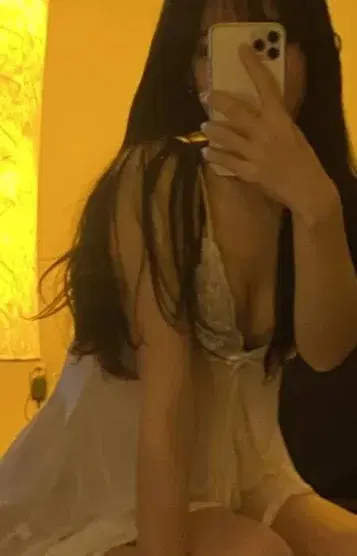 華