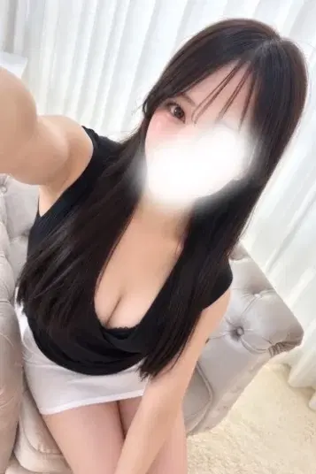 白咲れあ