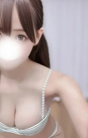 ゆりあ