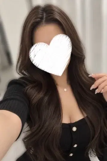 芹沢まりな